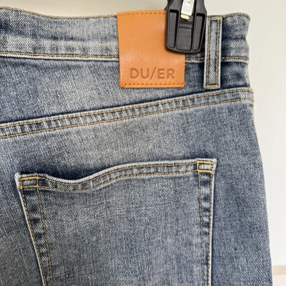 Du/er High Rise Straight Leg Performance‎ Jeans Women's 29x27 Blue Button Fly